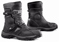 Forma Adventure Low Black