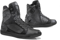 HYPER-BLACK-BLACK-a_ml