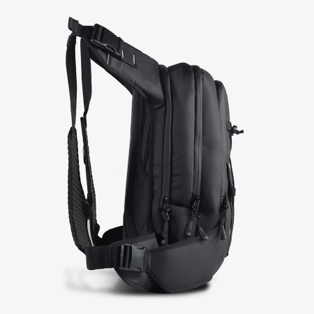 Carbonado X16 3